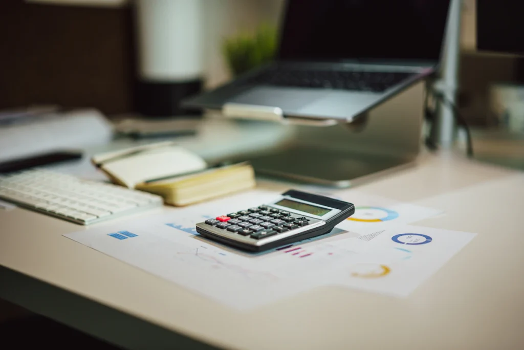 Calculadora para medir el retorno de la inversión en marketing