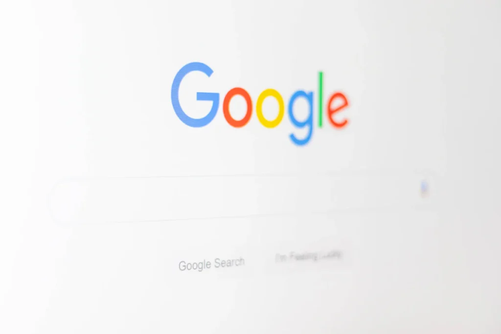 Buscador de Google en pantalla durante una auditoría SEO