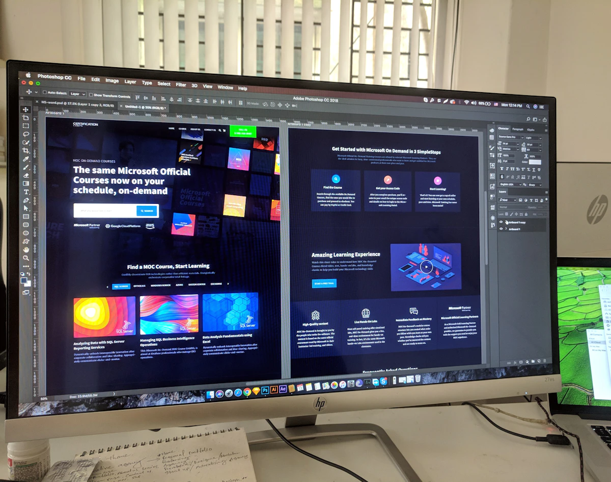 Pantalla de computadora con el diseño de una tienda online